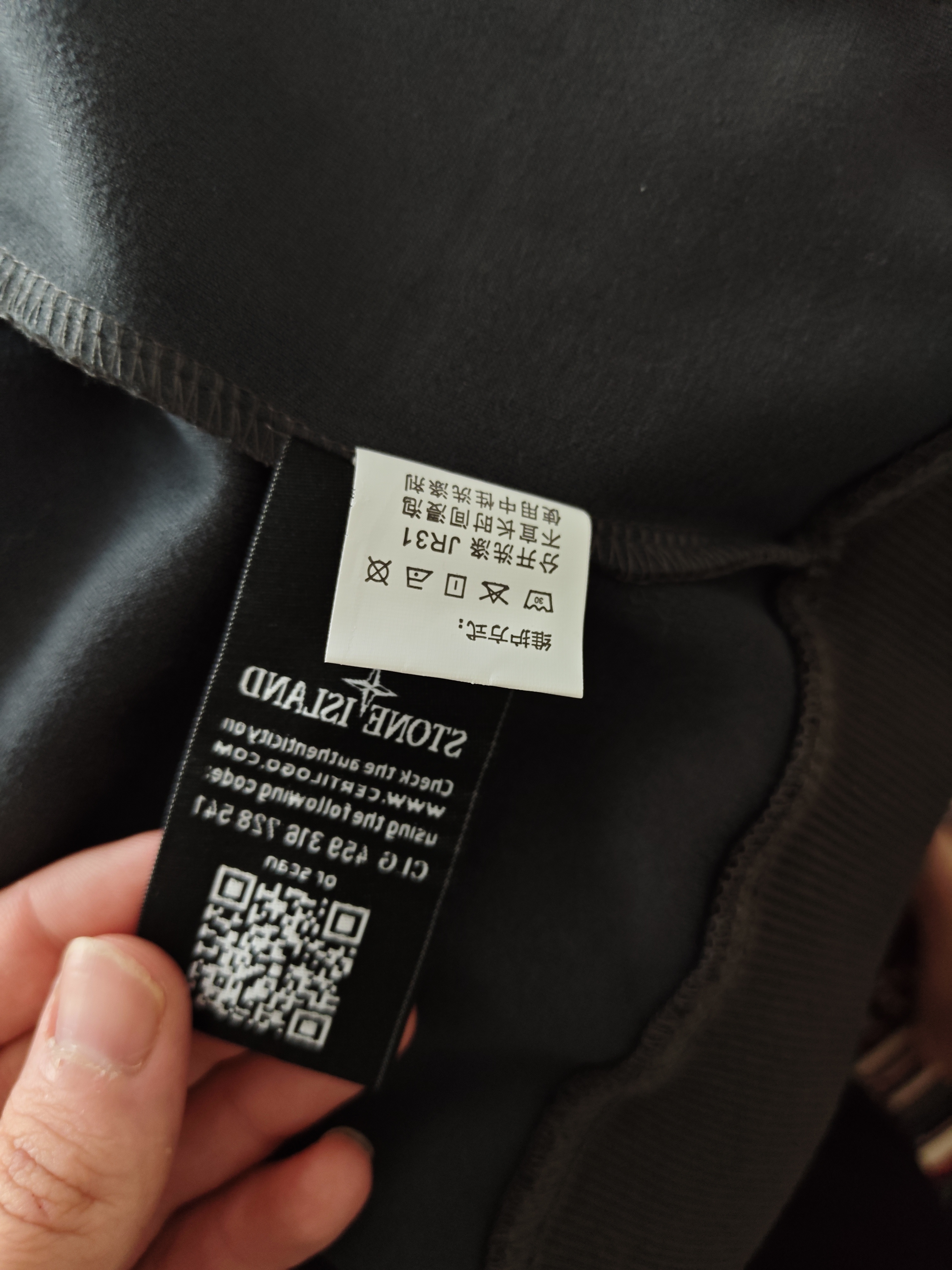 [XXL] [CANADIAN WAREHOUSE] [FAST SHIPPING 7-10 DAYS] Island Zip Hoodie 